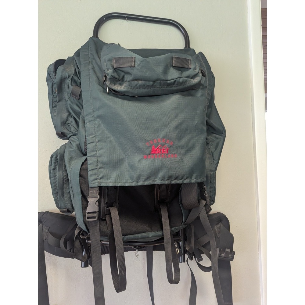 REI Trekker Wonderland External Frame Backpack Forest Green Camping Hiking
